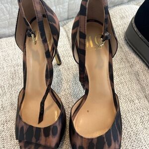 Jennifer Lopez Brown Leopard Print Heels